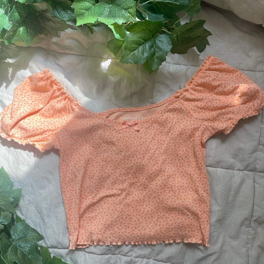 American Eagle off the shoulder tee